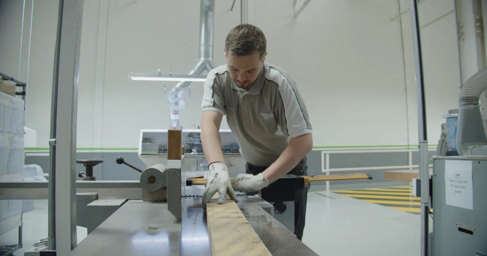 Bentley Motors — still 5